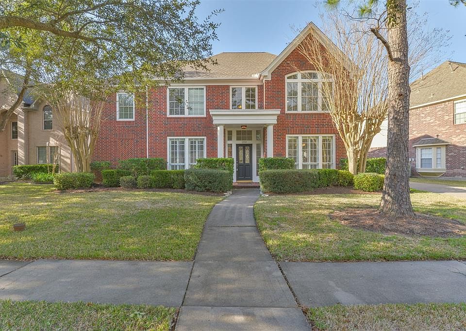 1st image of 2110 Enchanted Lake Dr