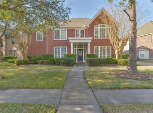 2110 Enchanted Lake Dr, League City, TX 77573