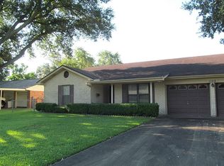 1108 Walger Ave, Rosenberg, TX 77471