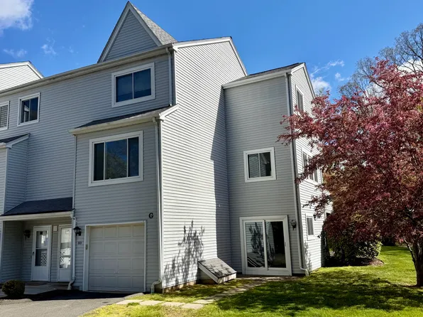 69 Northwest Dr APT 60, Plainville, CT 06062