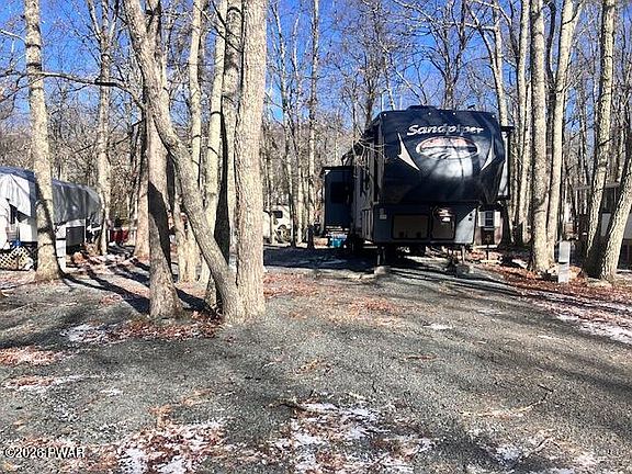 2nd image of 135 Deer Run