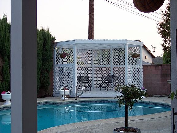 2nd image of 2318 E Brookdale Pl