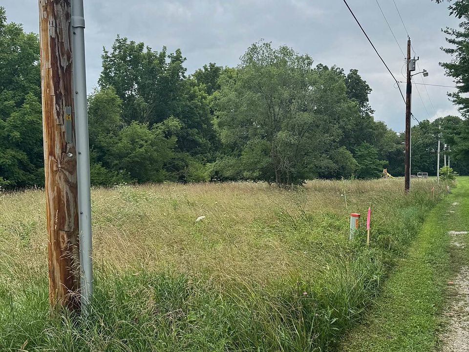 2nd image of Hickory St
