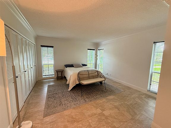 5th image of 3000 N Palm Aire Drive #107