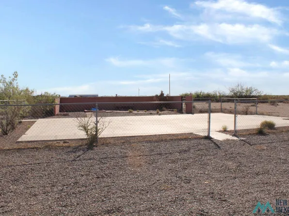 3425 New Frontier Dr SE, Deming, NM 88030