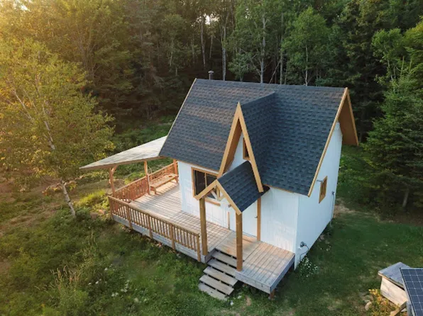 195 Matheson Rd, Kempt Head, NS B1X 1R5