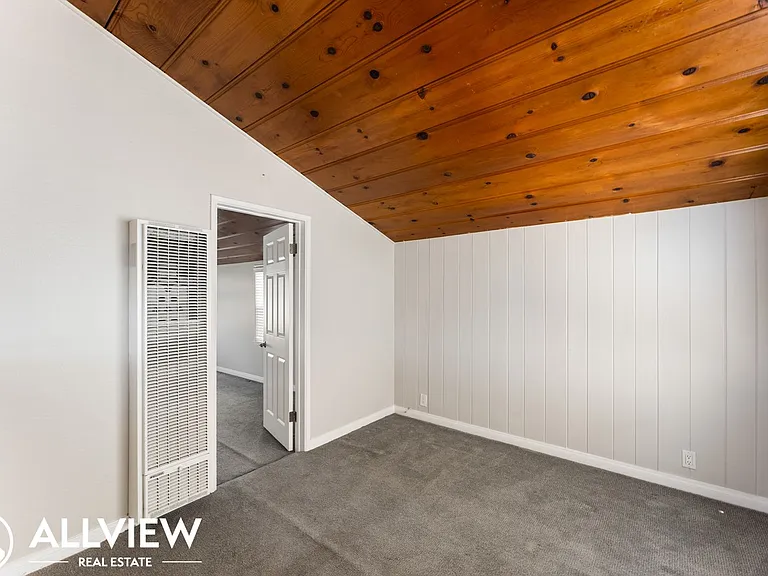 926 W Balboa Blvd — Photo 9