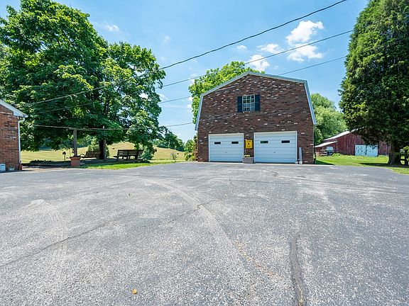 2nd image of 4105 Thruston Dermont Rd