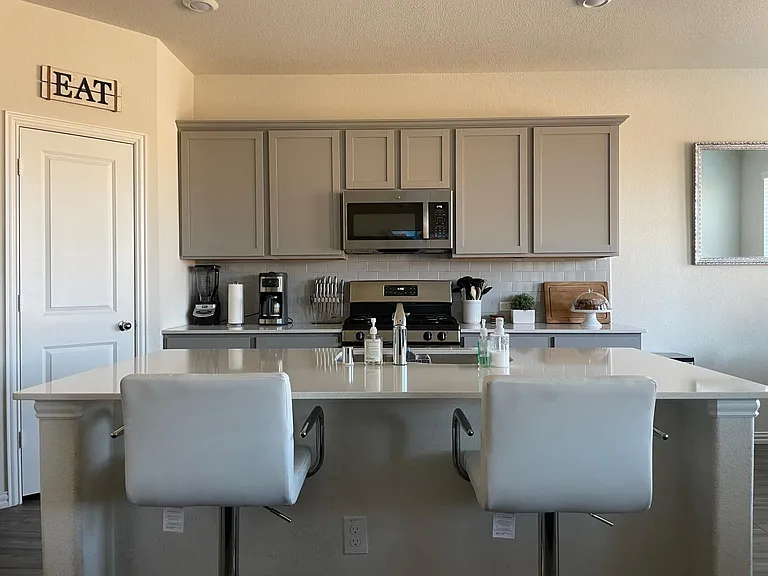 2130 Clarion Dr — Photo 17