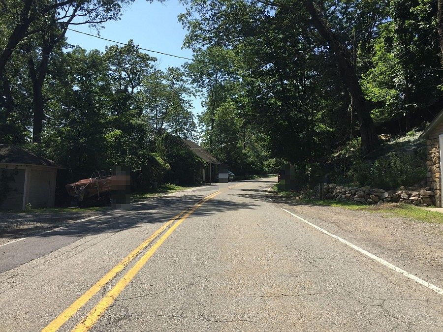 2nd image of 238 Lakeside Blvd