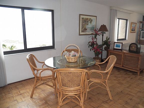 4th image of 840 The Esplanade N APT 601