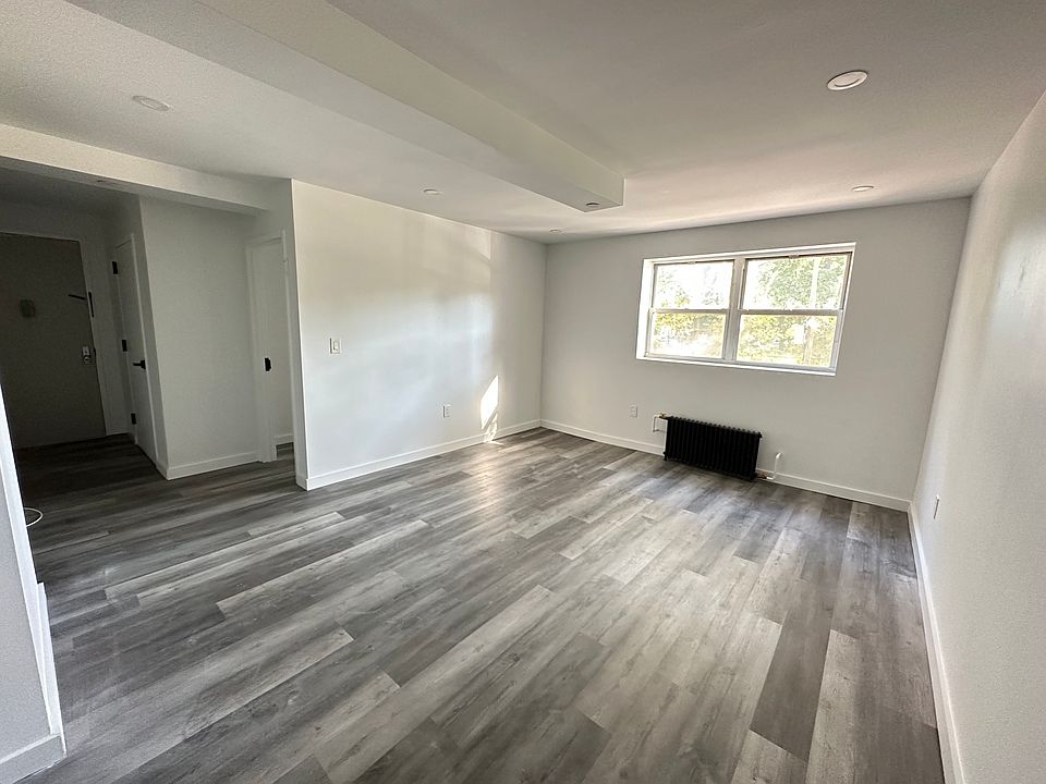 1st image of 853 Halsey St #6A