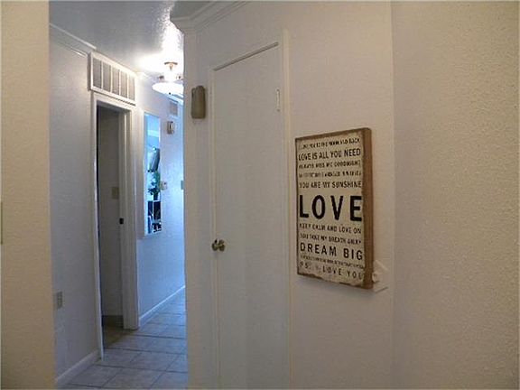 3rd image of 6300 Seawall Blvd #3327