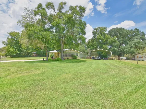24465 NE 127th St, Salt Springs, FL 32134
