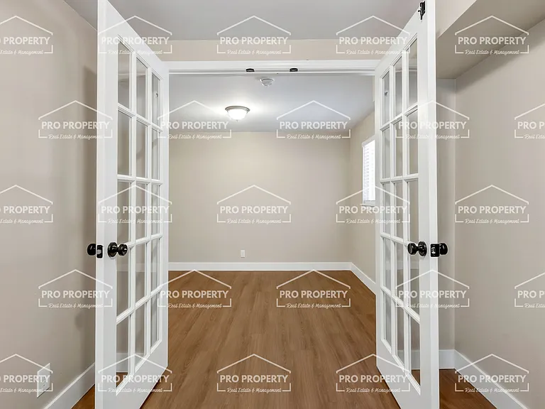 5836 Colby St — Photo 15