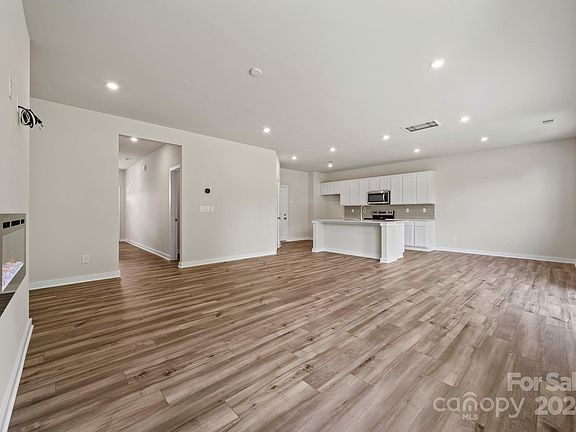 4th image of 2309 Blue Sky Meadows Dr