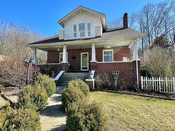 166 Ridgewood Rd, Bassett, VA 24055