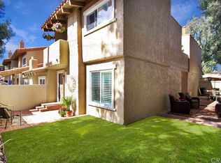 1027 Westward Ln, Costa Mesa, CA 92627