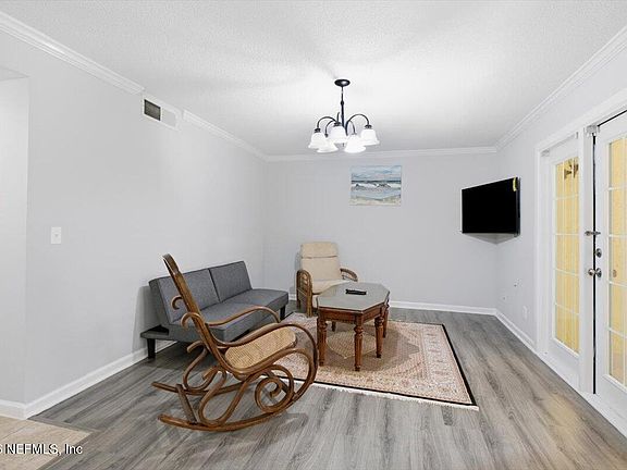 2nd image of 3864 LA MIRADA Drive N #5