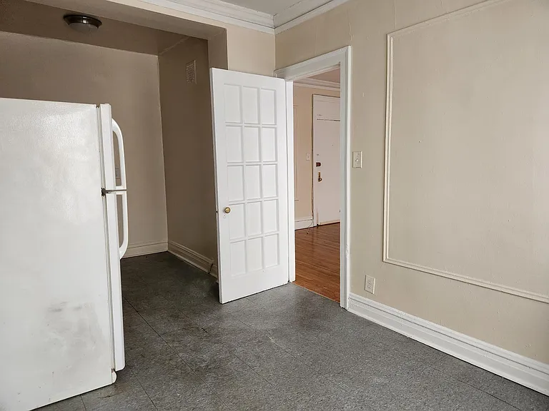 Everett Apartments — Photo 7