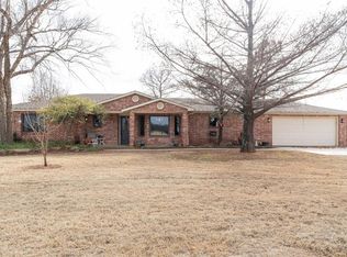 5232 E Tyler Dr, Tuttle, OK 73089