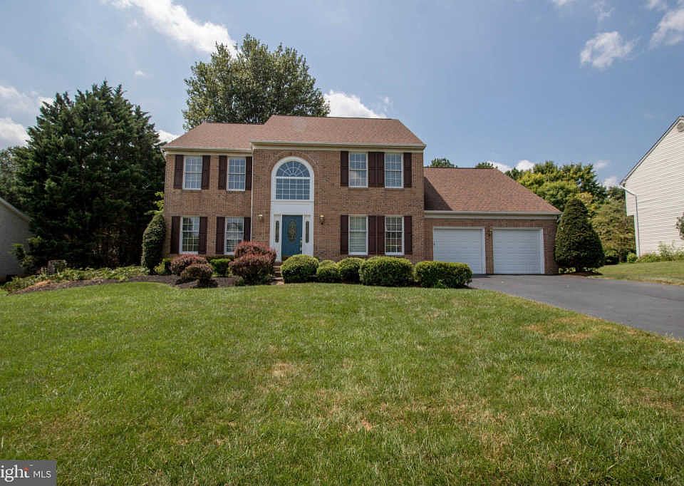 1st image of 1212 Brighton Ln