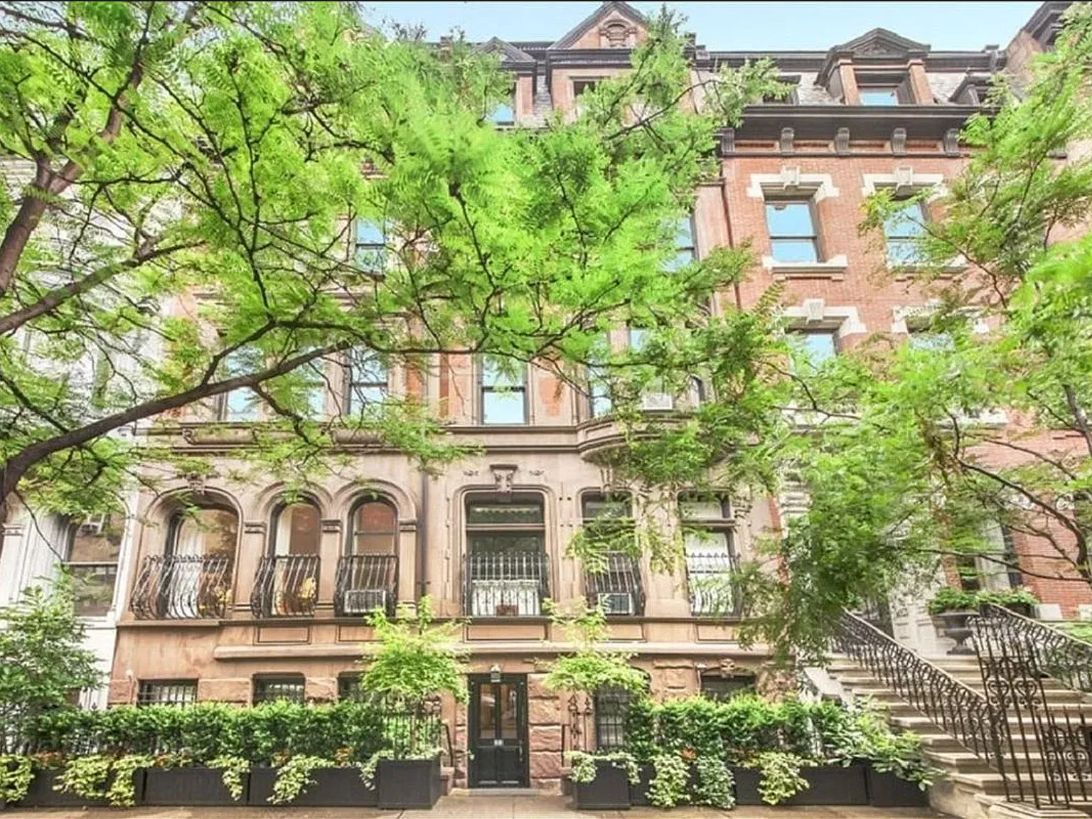 54 East 83rd Street — Photo 4