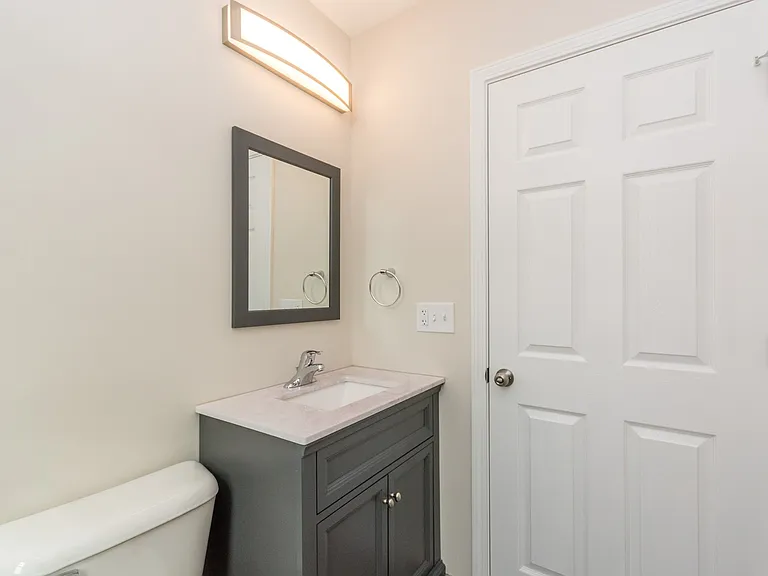 915 S Aberdeen St — Photo 19