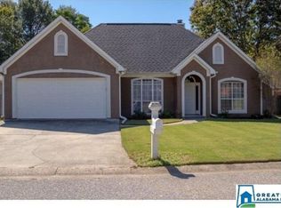 104 Spring Pl, Alabaster, AL 35007