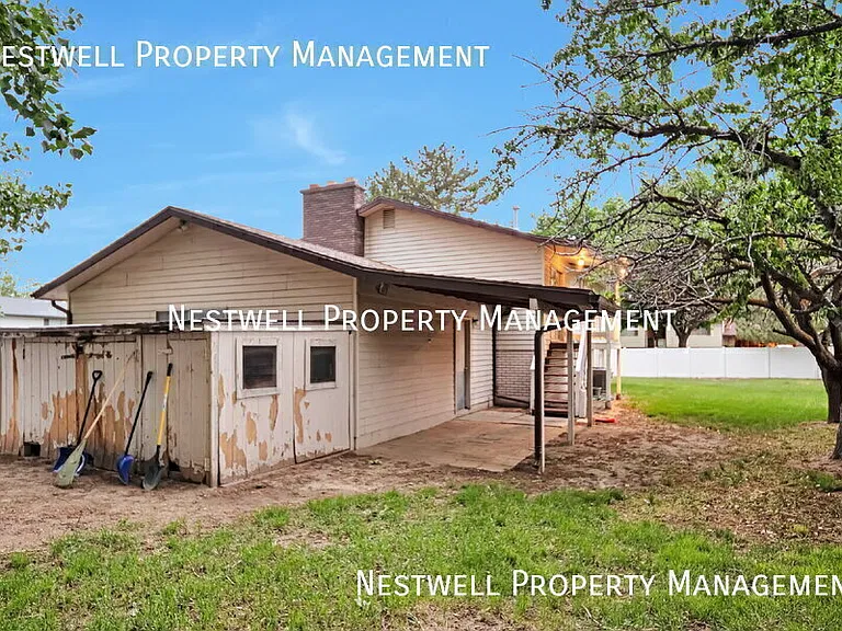 815 E Dusty Rock Pl — Photo 29