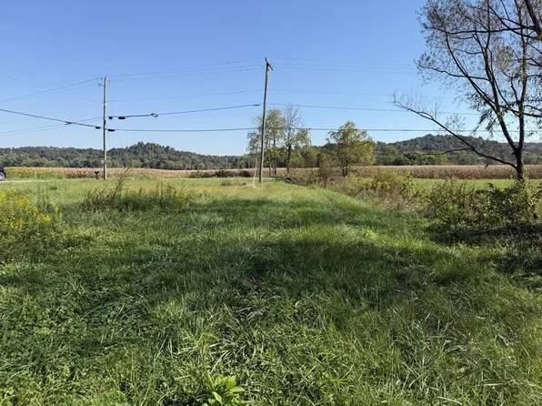 2404 Carver Rd, Franklin Furnace, OH 45629