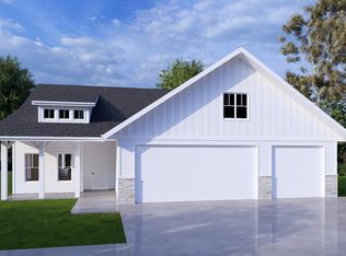 233 Emma Ct, Mapleton, ND 58059