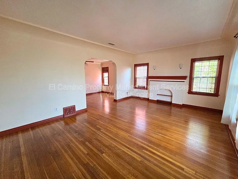 8446 California Ave #A — Photo 5