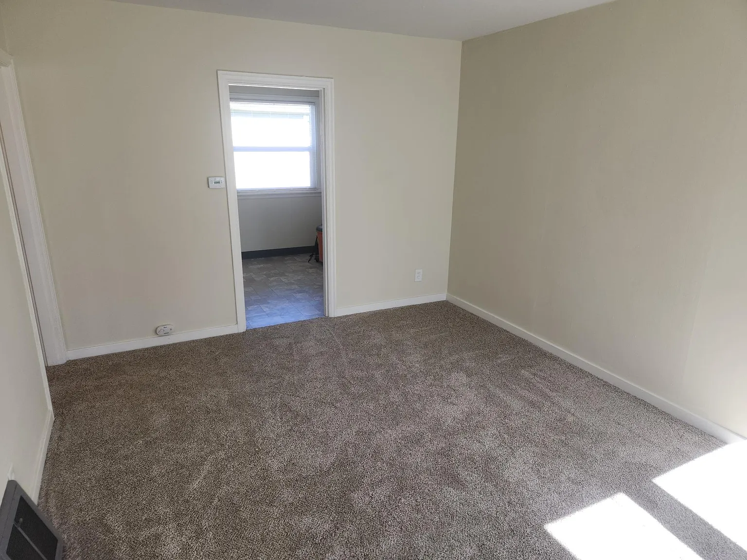 1209 N Blandena St — Photo 2
