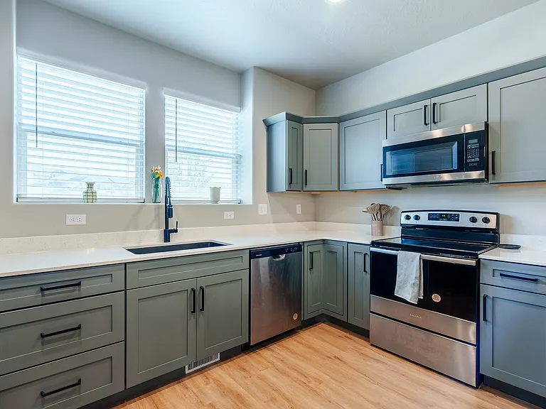 712 N Banner Dr — Photo 8
