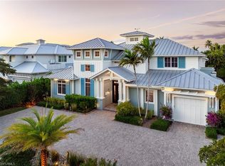 241 7TH AVE N, NAPLES, FL 34102