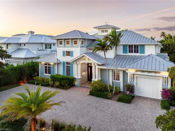 241 7TH AVE N, NAPLES, FL 34102