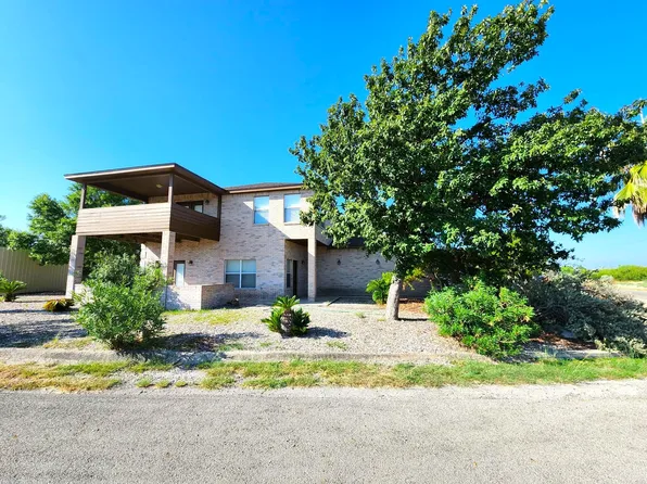 776 Lago Vista Dr, Del Rio, TX 78840