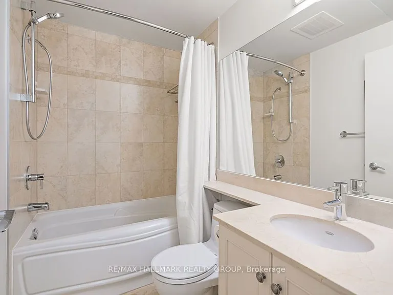 235 Kent St #514 — Photo 15