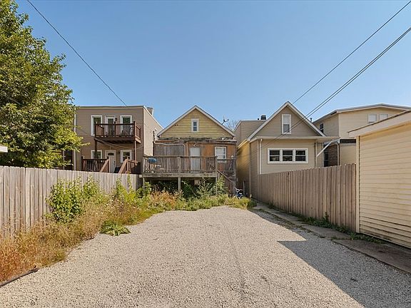 2nd image of 915 S Ferdinand Ave
