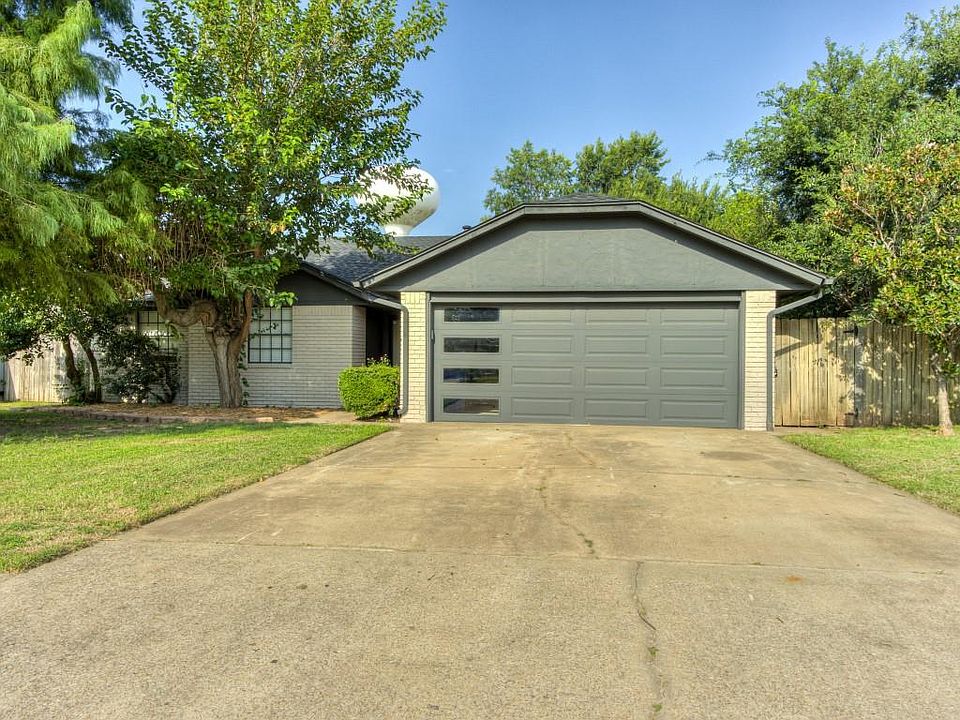 1st image of 1905 Linda Ln