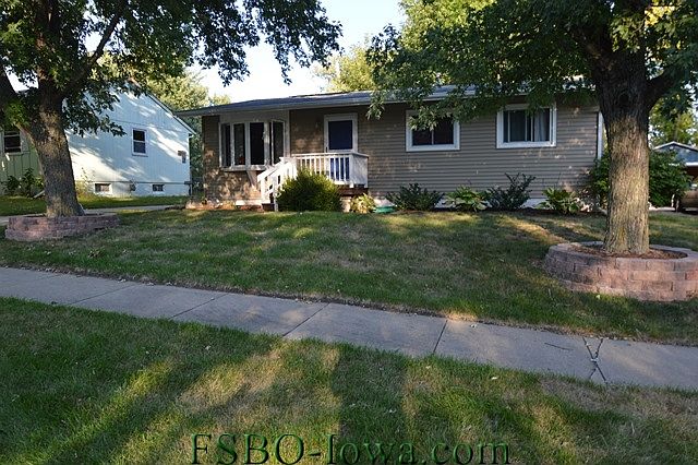 370 E Hickory St.