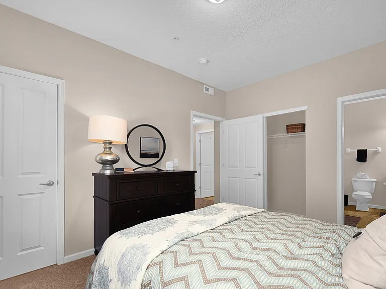 Crosspoint Apartments — Photo 18