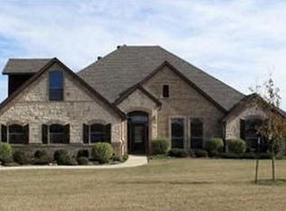 151 Canyon Dr, Decatur, TX 76234