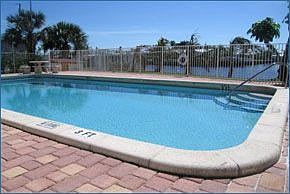 Pool. Canal front