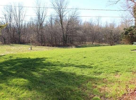 4th image of 6958 N Park Manor Dr