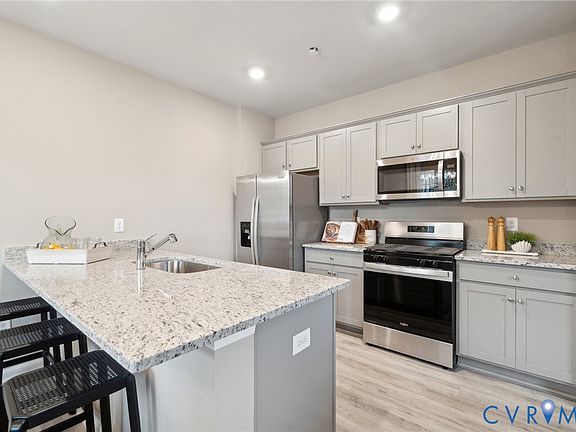 6th image of this home