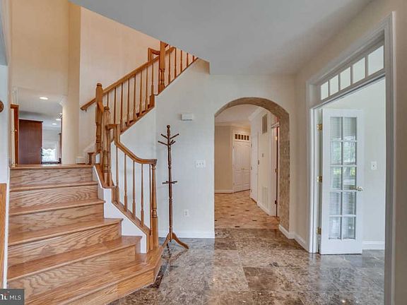3rd image of 13211 Quate Ln