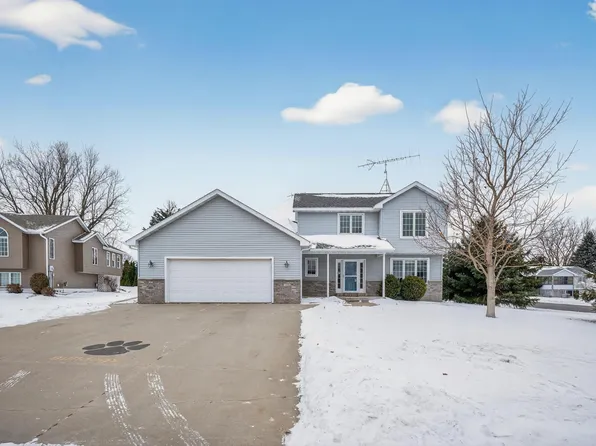 420 5th St NE, Plainview, MN 55964