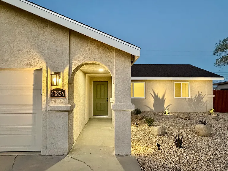 13336 Julian Dr — Photo 1